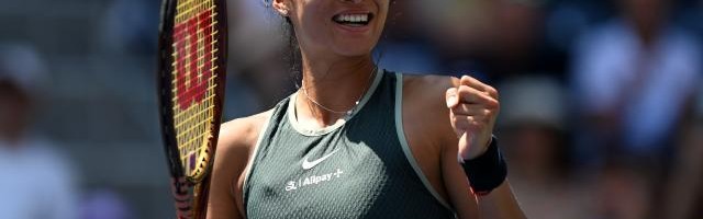 郑钦文商竣程鏖战获胜 美网首日中国半数过关