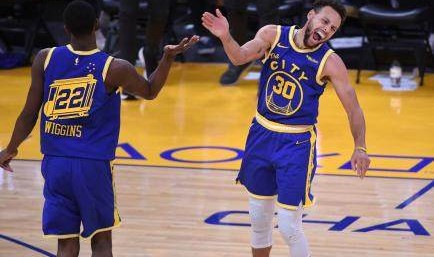 b体育-勇士正摆脱库里依赖症 挑战者心态助他们创造奇迹