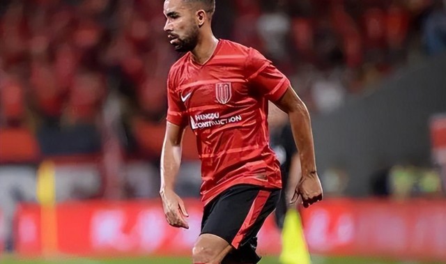 隐形利剑！泰山归化中场回来或被韩鹏激活，新赛季成球队最大变数