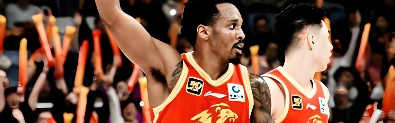 b体育下载-输广东6分！揪出表现最差之人，狂出手21次 坑惨了广厦队